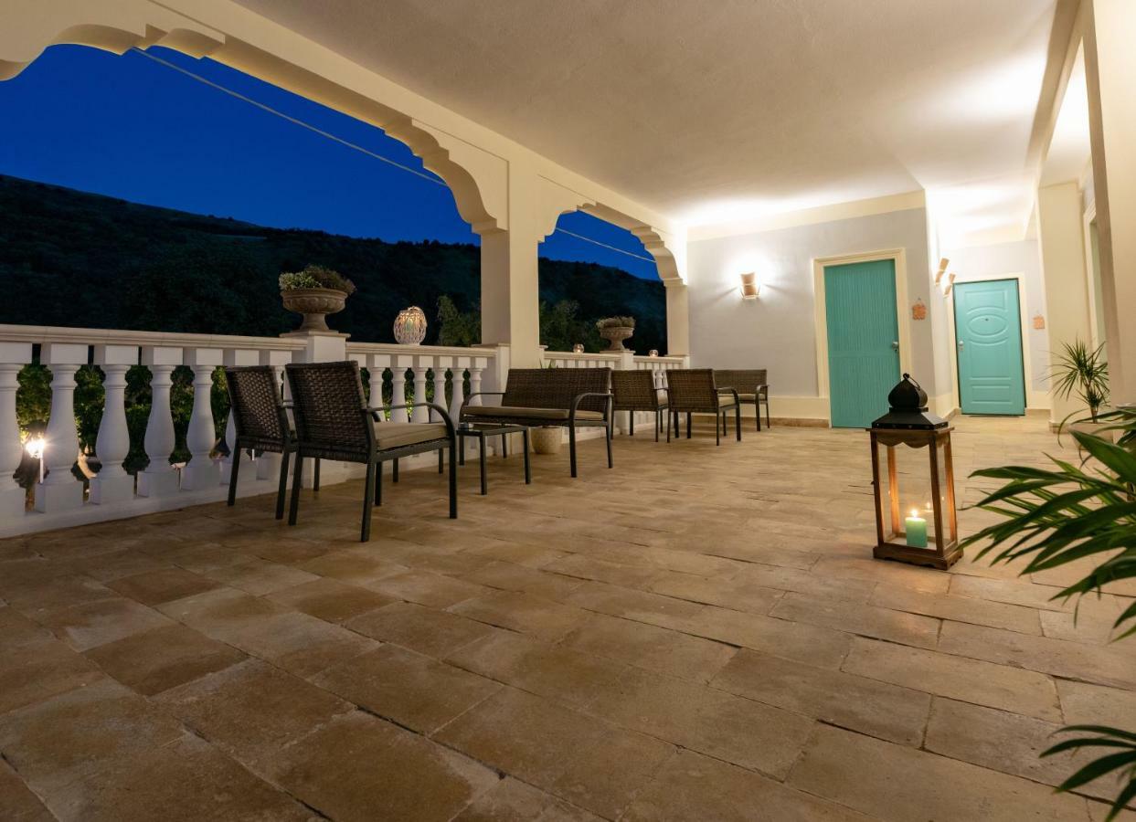 Villa Primaluce ピッツォ エクステリア 写真