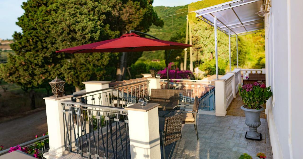 Villa Primaluce ピッツォ エクステリア 写真
